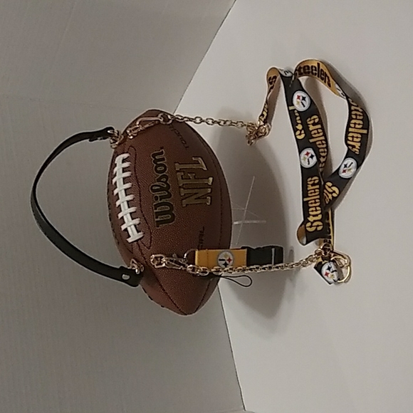 HANDMADE Football Purse (PITTSBURGH STEELERS) 🏈 - Picture 9 of 17